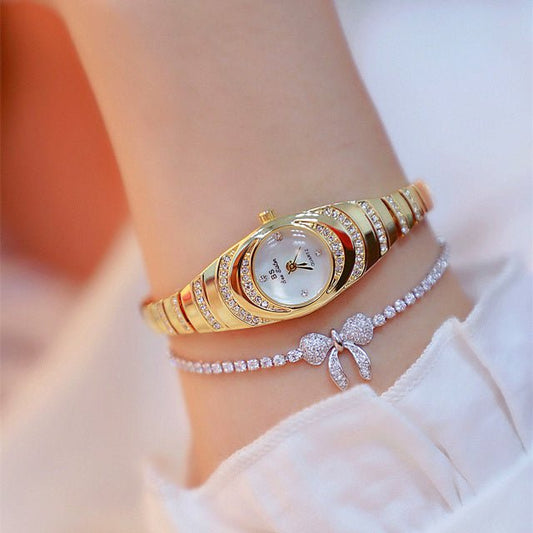 “Women’s Luxury Diamond Gold Bracelet Watch